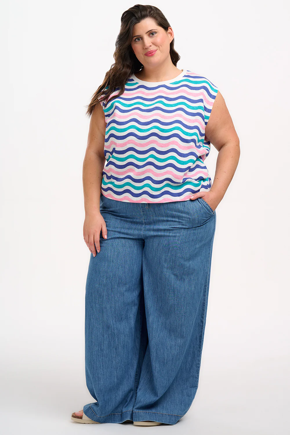 Chrissy Relaxed Tank T-Shirt - Multi, Soft Beach Waves - Image 3