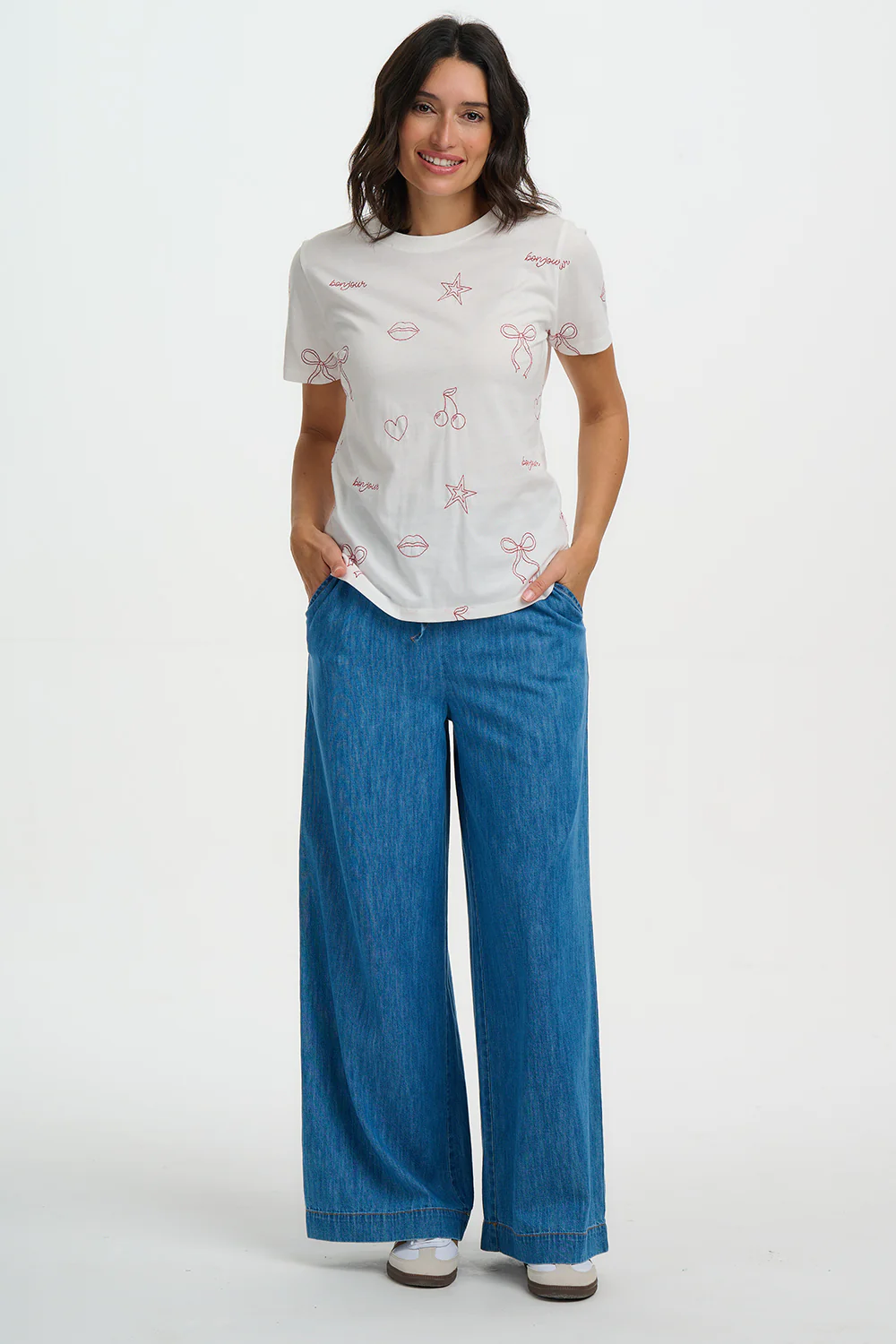 Maggie T-Shirt - Off White, Chic Embroidery - Image 4