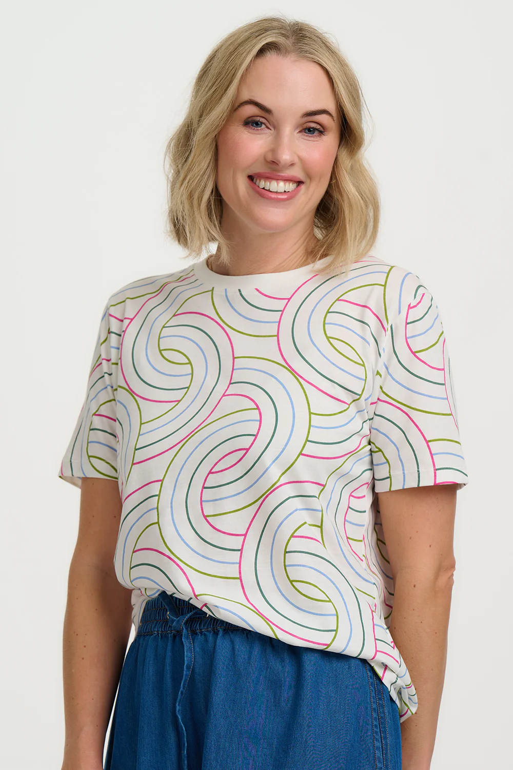 Maggie T-Shirt - Off White, Concentric Circles