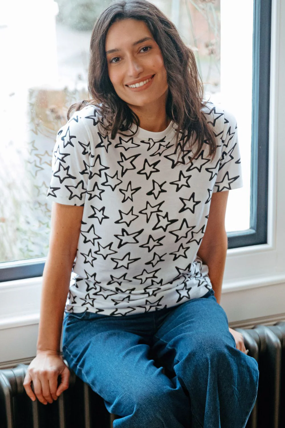 Maggie T-shirt - White/Black, Doodle Stars - Image 6