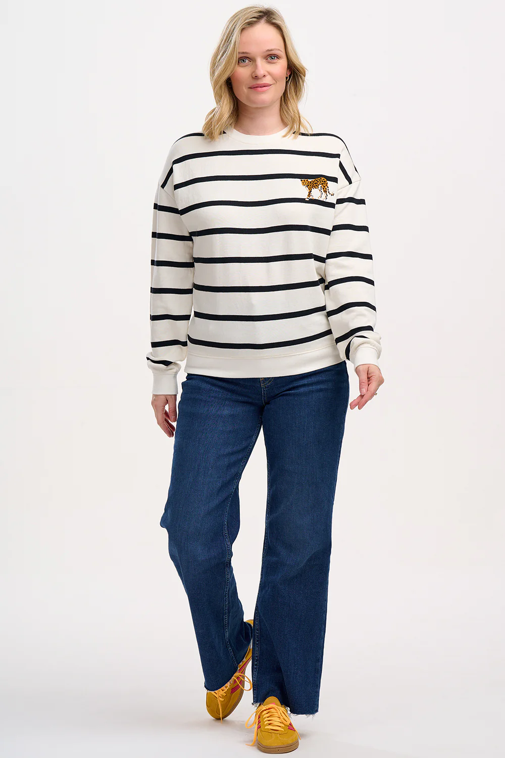 Noah Sweatshirt - Off-White/Black, Leopard Embroidery - Image 3