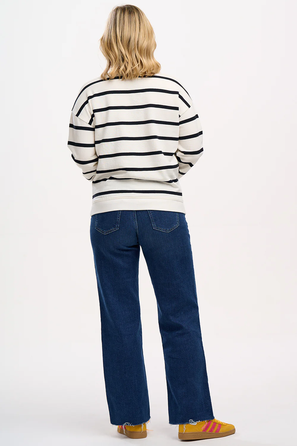 Noah Sweatshirt - Off-White/Black, Leopard Embroidery - Image 4