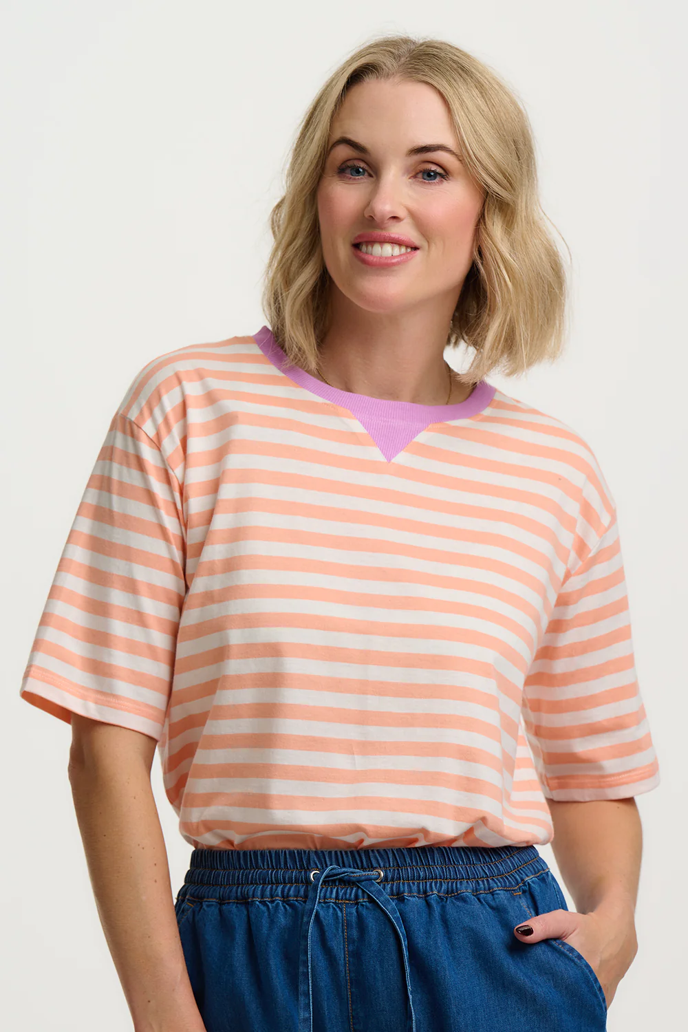 Riley Relaxed T-Shirt - Off White/Peach, Stripe